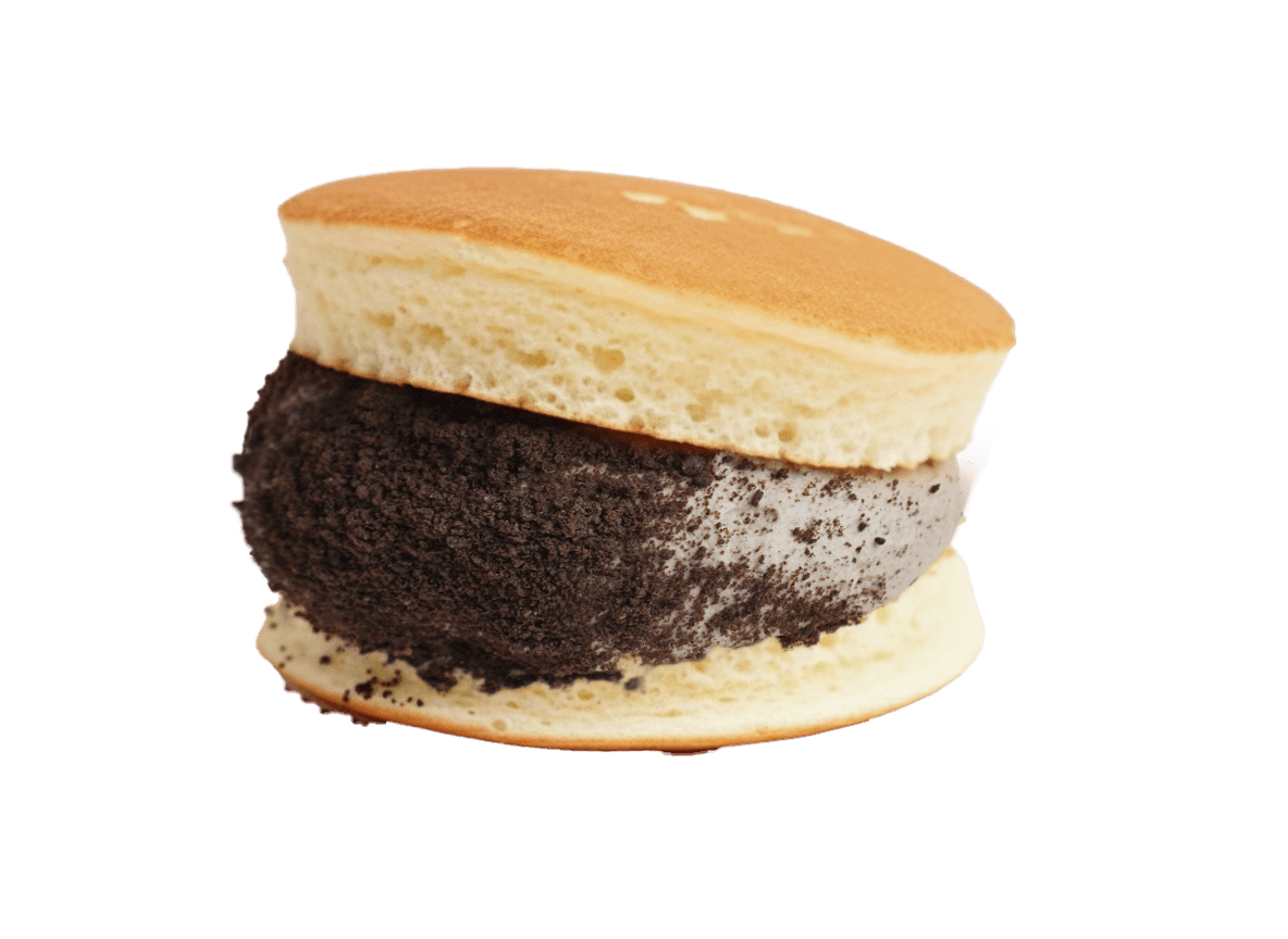 Sea Salt Oreo soufflé cream sando